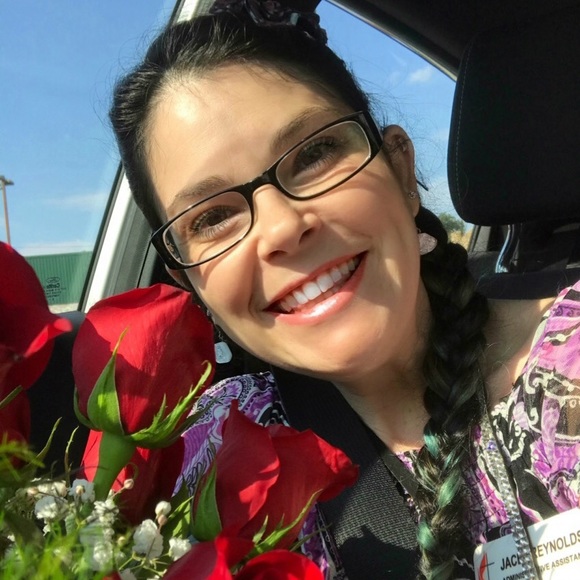 Meet your Posher, Jacey - Picture 5 of 7